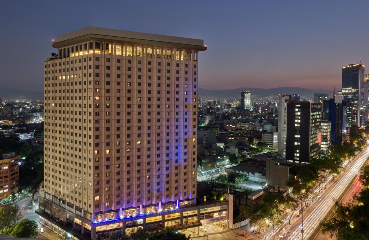 Fiesta Americana Reforma Mexikóváros Kültér fotó The hotel at night