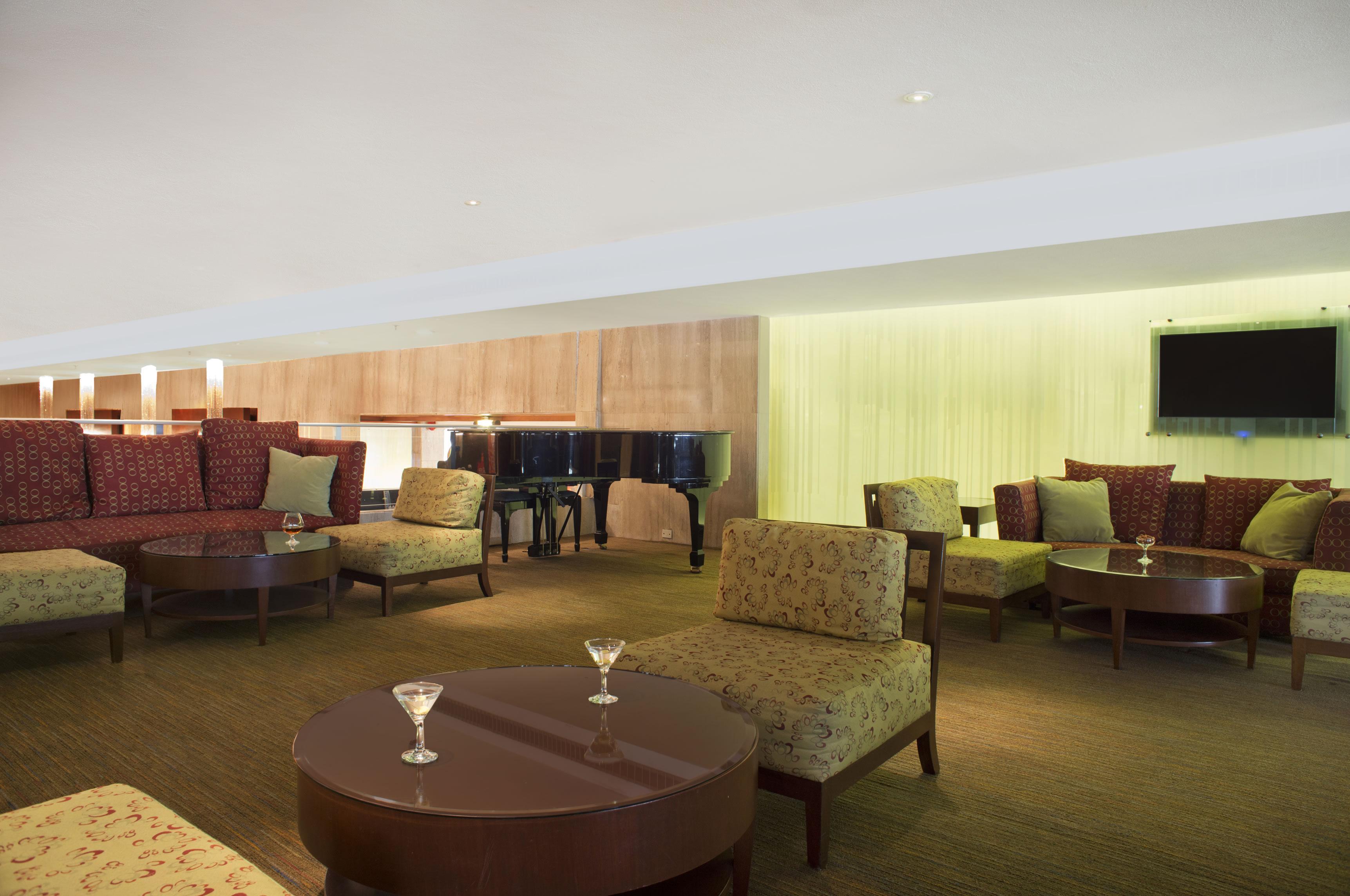 Fiesta Americana Reforma Mexikóváros Kültér fotó The lounge at the airport